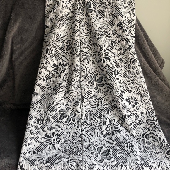 𝅺SOUL Harmony Energy SHE Black white floral‎ abstract design pencil skirt  LG - Picture 8 of 12